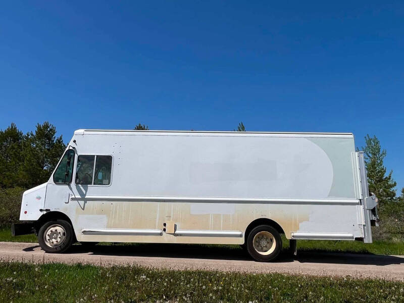 2010 Freightliner MT45 Chassis