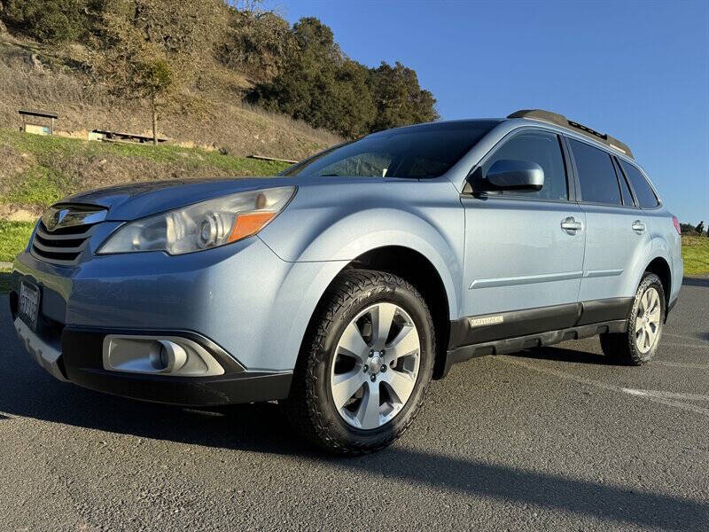 2011 Subaru Outback 2.5i Limited