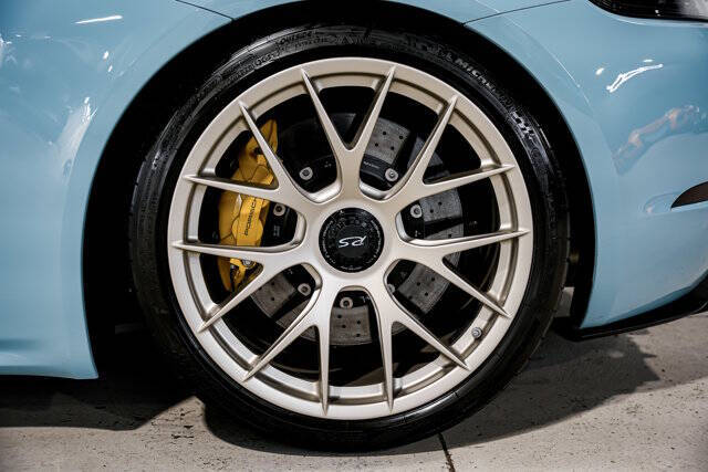 2023 Porsche 718 Cayman GT4 RS