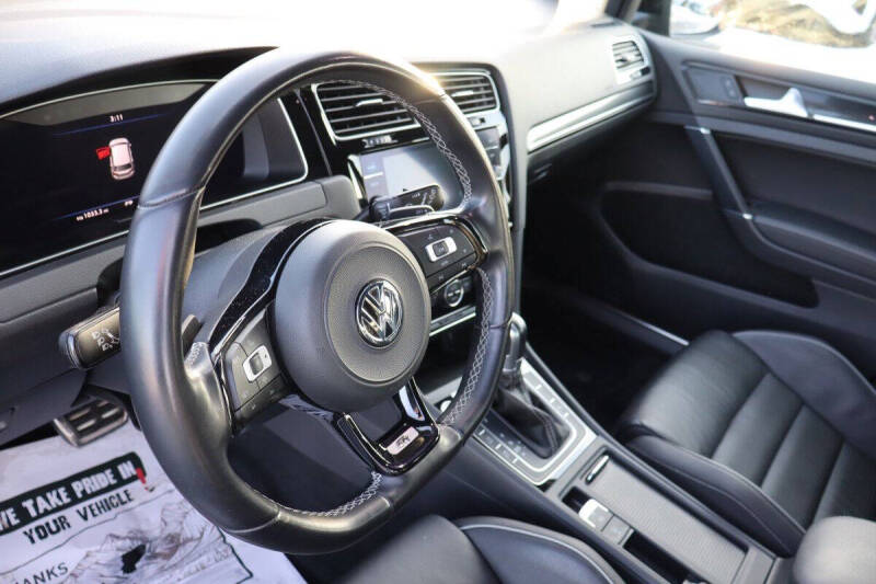 2019 Volkswagen Golf R 4Motion