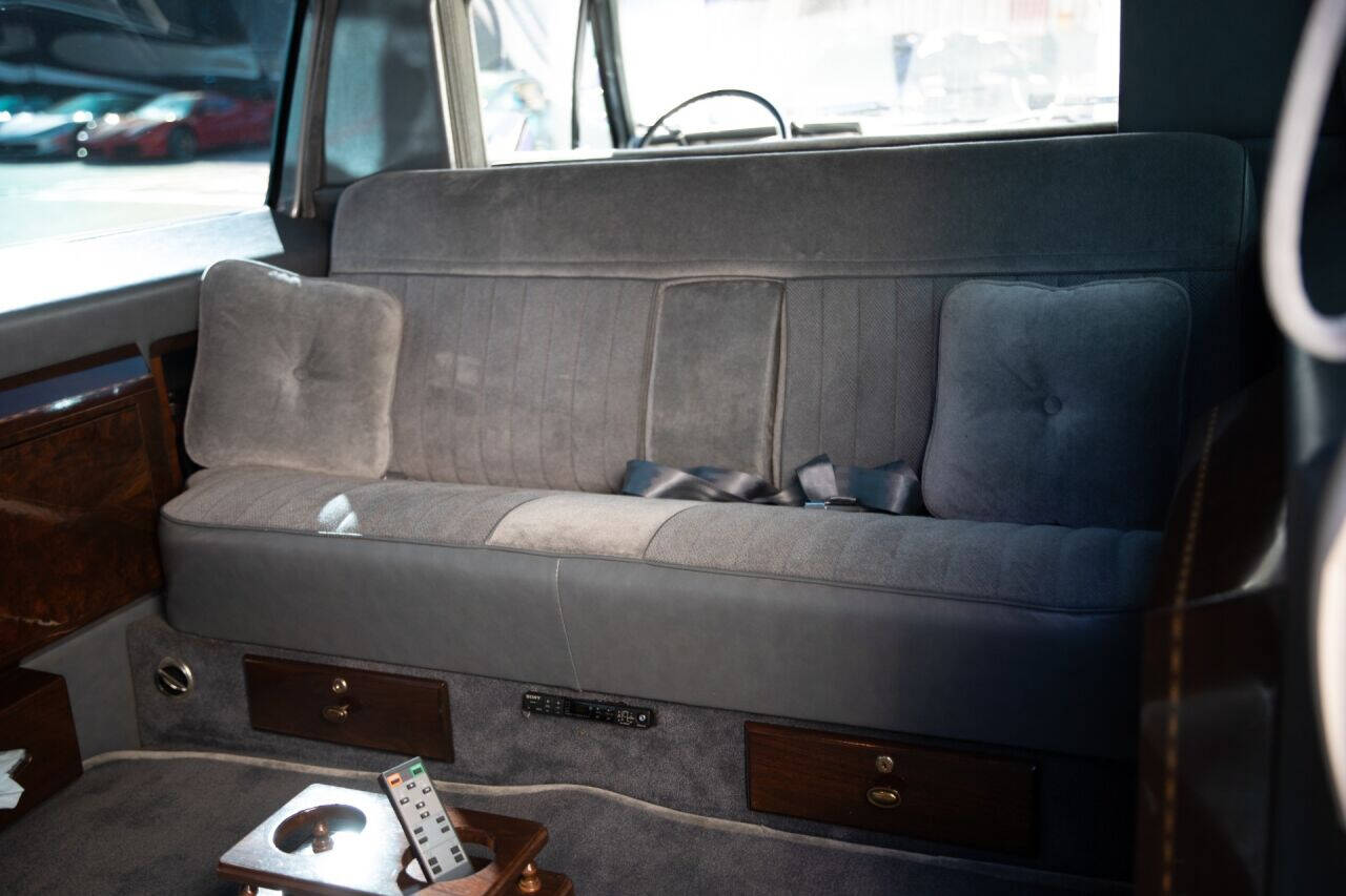 1988 Chevrolet Suburban 57