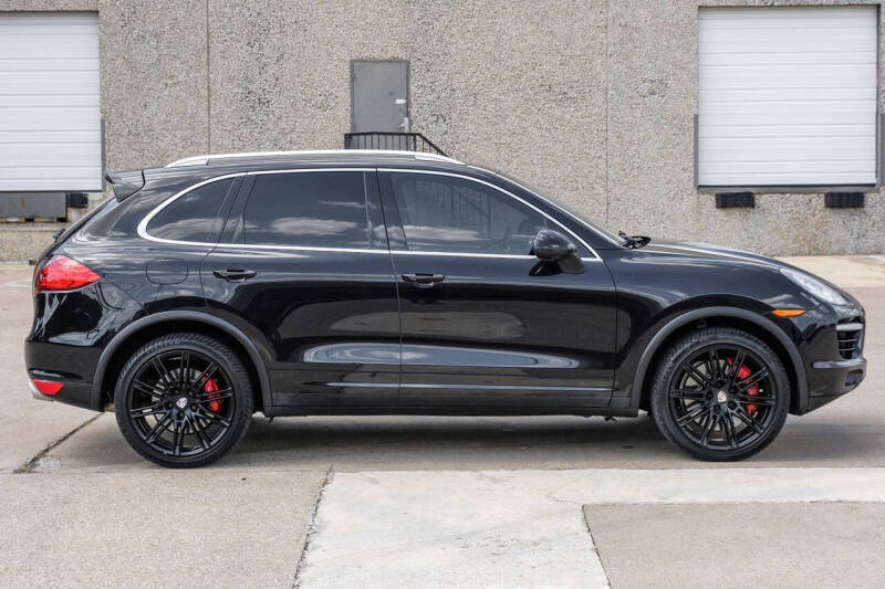2012 Porsche Cayenne Turbo