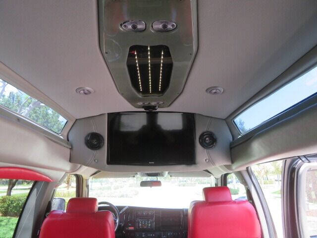 2018 GMC Savana 2500