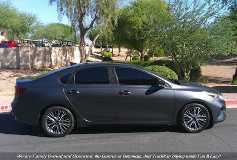 2022 Kia Forte GT Line