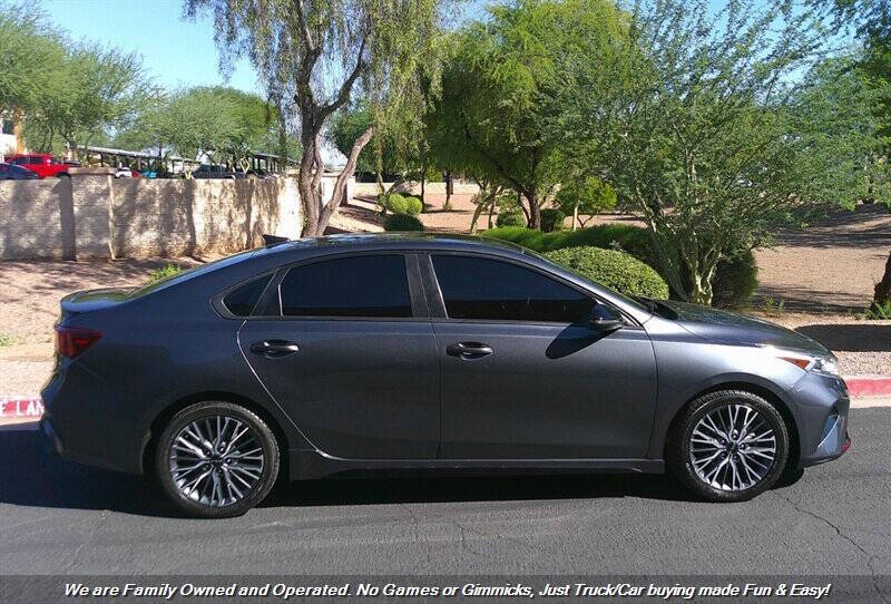 2022 Kia Forte GT Line