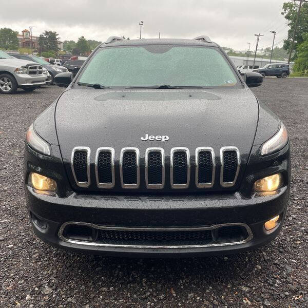 2015 Jeep Cherokee for sale at GLOVECARS.COM LLC in Johnstown NY