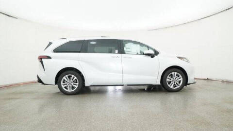 2026 Toyota Sienna Limited 7-Passenger