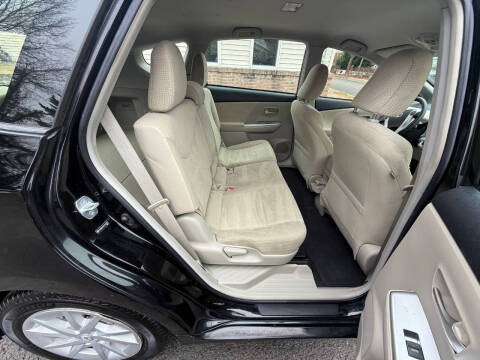 2012 Toyota Prius v Five