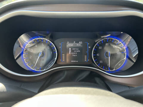 2017 Chrysler Pacifica Touring-L