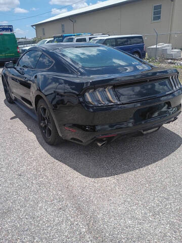 2016 Ford Mustang V6