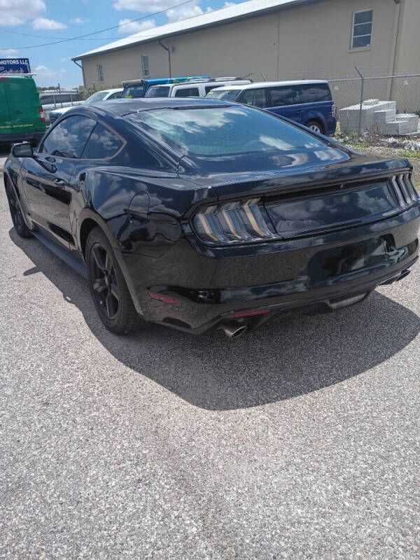 2016 Ford Mustang V6