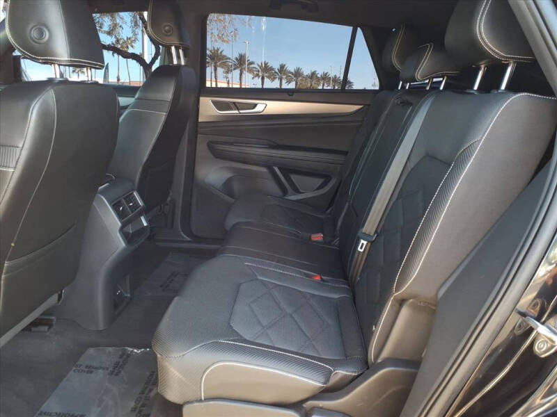 2024 Volkswagen Atlas Cross Sport SE