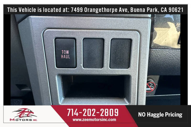 2017 Toyota Sequoia SR5