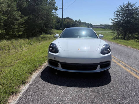 2017 Porsche Panamera