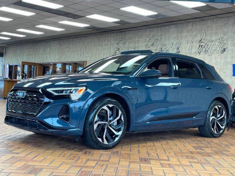 2024 Audi Q8 e-tron quattro Premium Plus