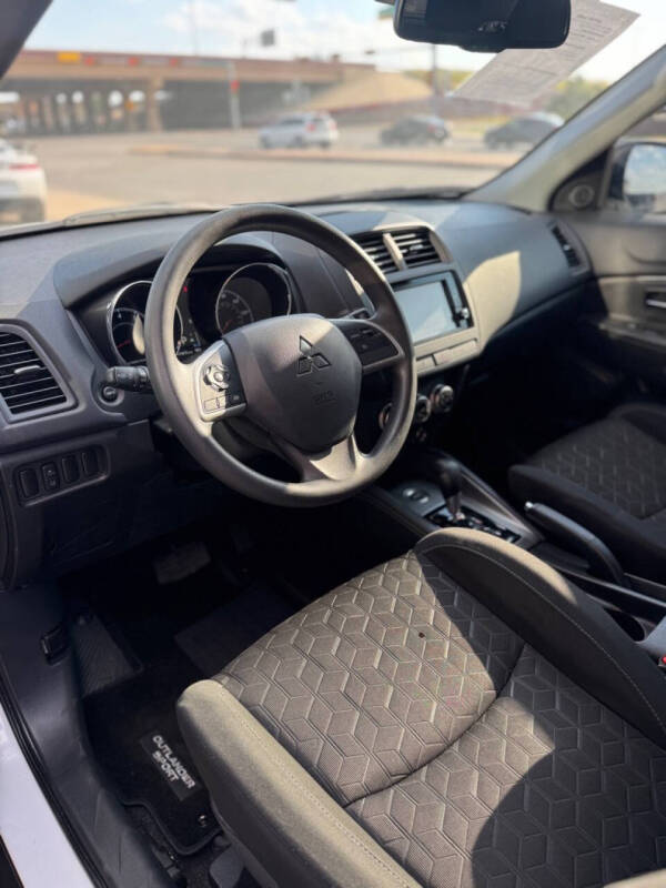 2024 Mitsubishi Outlander Sport S