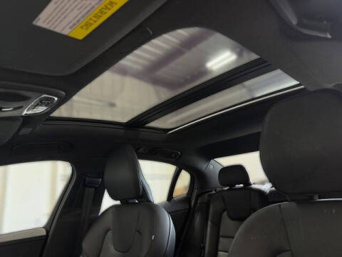 2020 Volvo S60 T5 Momentum