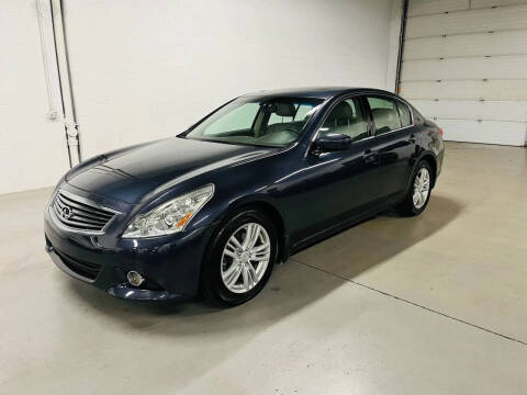 2011 Infiniti G25 Sedan x