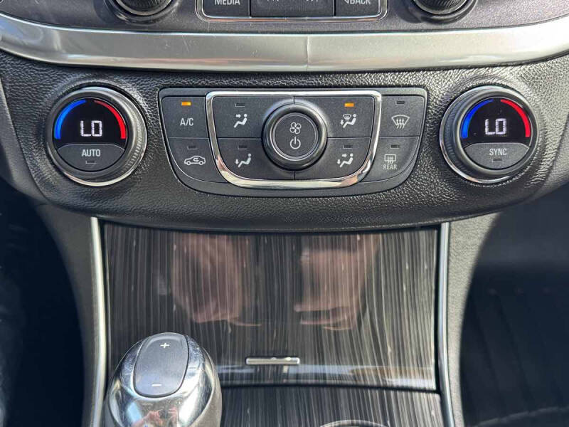 2017 Chevrolet Impala LT