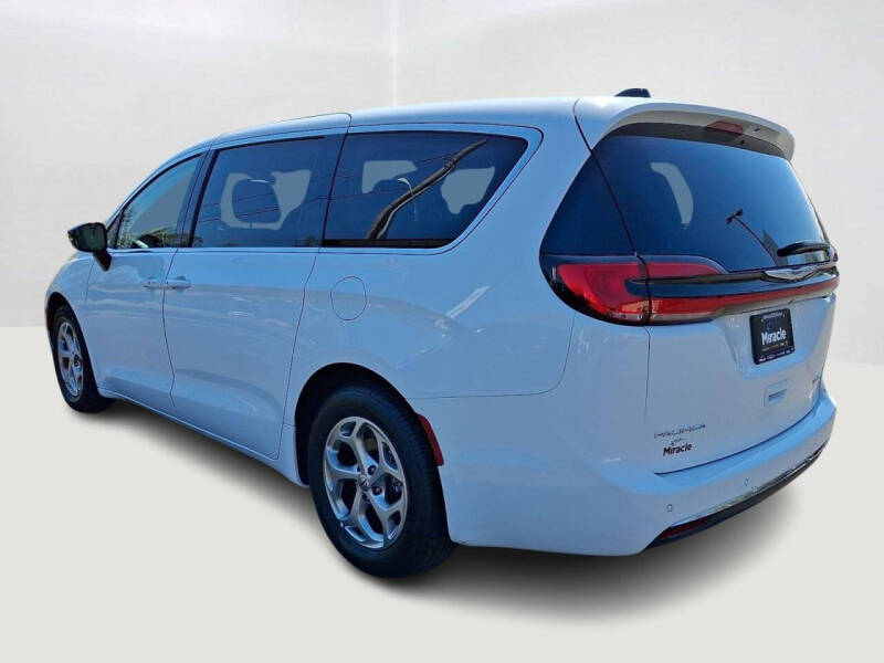 2024 Chrysler Pacifica Limited