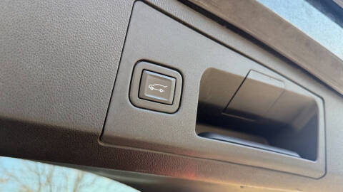 2021 Cadillac XT4 Premium Luxury