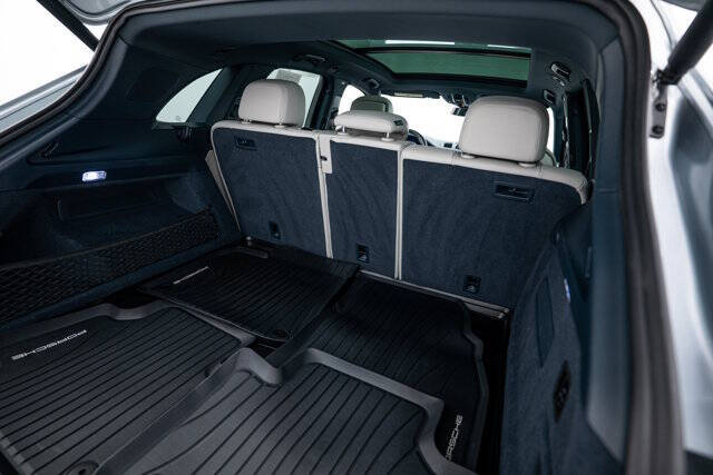 2022 Porsche Cayenne S