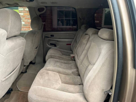 2004 Chevrolet Suburban
