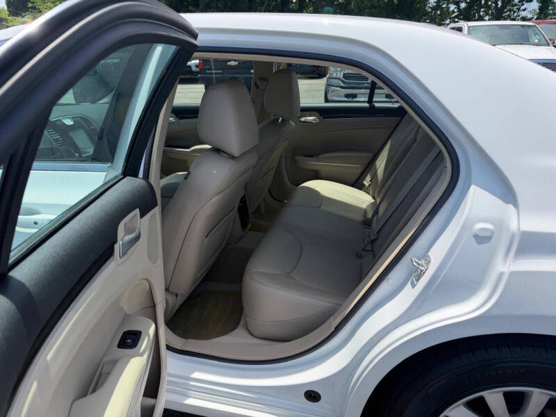 2013 Chrysler 300