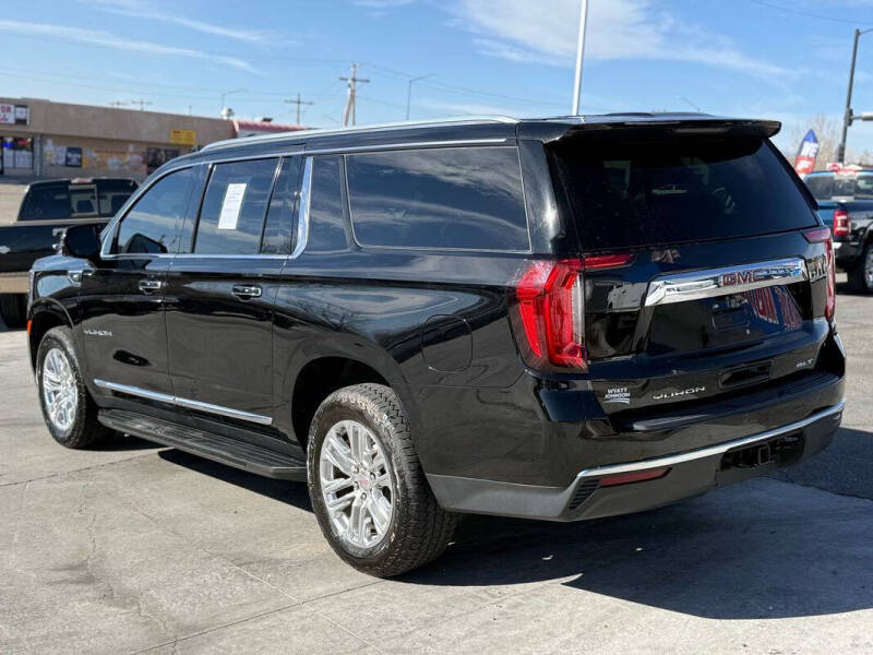 2022 GMC Yukon XL SLT