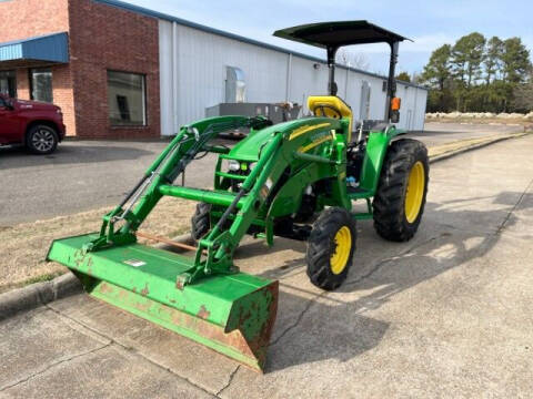 2012 John Deere 4120 TRACTOR