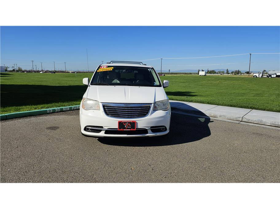 2013 Chrysler Town and Country for sale at VIP AUTO SALES, INC. in Modesto, CA