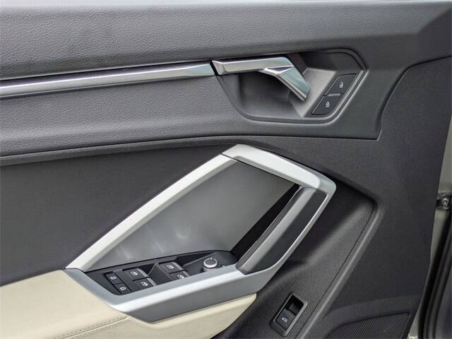 2020 Audi Q3 quattro Premium 45 TFSI