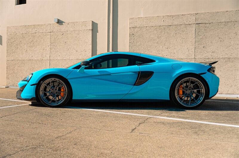 2017 McLaren 570GT