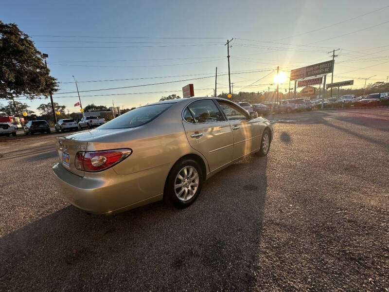 2004 Lexus ES 330