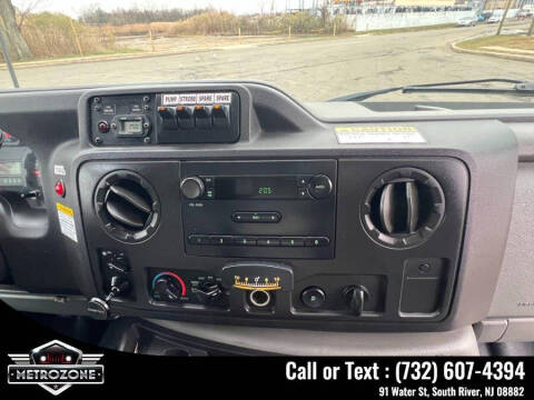 2011 Ford E-Series E-350 SD