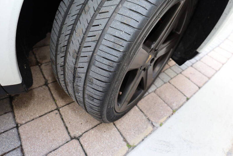 2018 Porsche Cayenne Platinum Edition