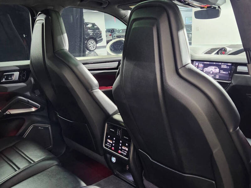 2019 Porsche Cayenne Turbo