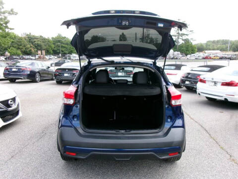 2019 Nissan Kicks SR