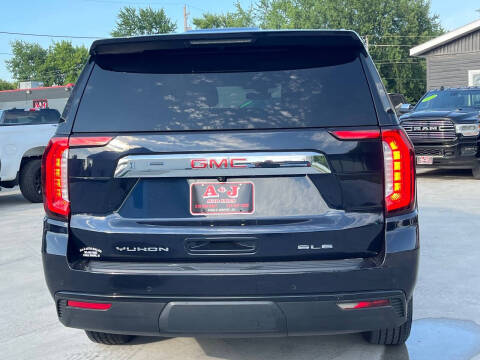 2022 GMC Yukon SLE