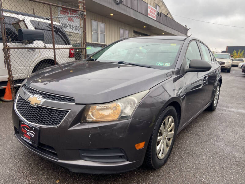 2011 Chevrolet Cruze for sale at Six Brothers Mega Lot in Youngstown OH