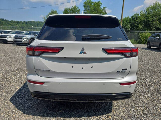 2025 Mitsubishi Outlander PHEV SEL