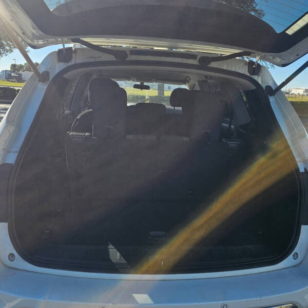 2019 Nissan Pathfinder S