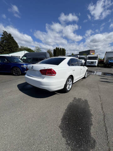 2015 Volkswagen Passat 1.8T Limited Edition