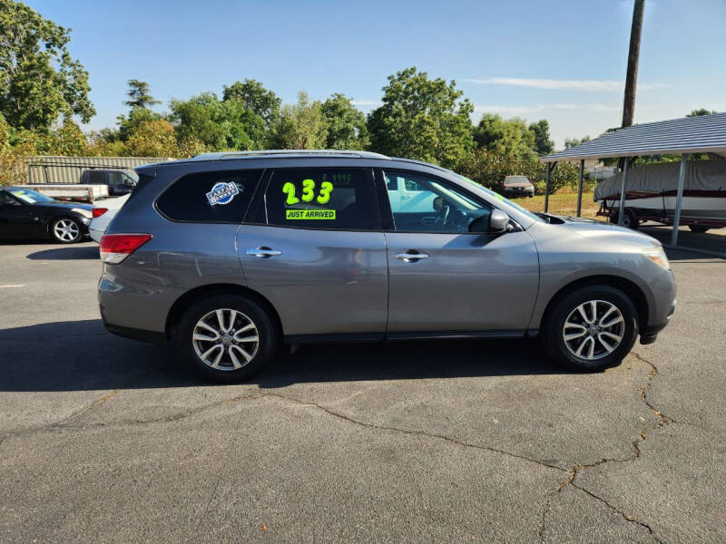 2015 Nissan Pathfinder S