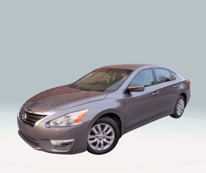 2014 Nissan Altima S photo 2