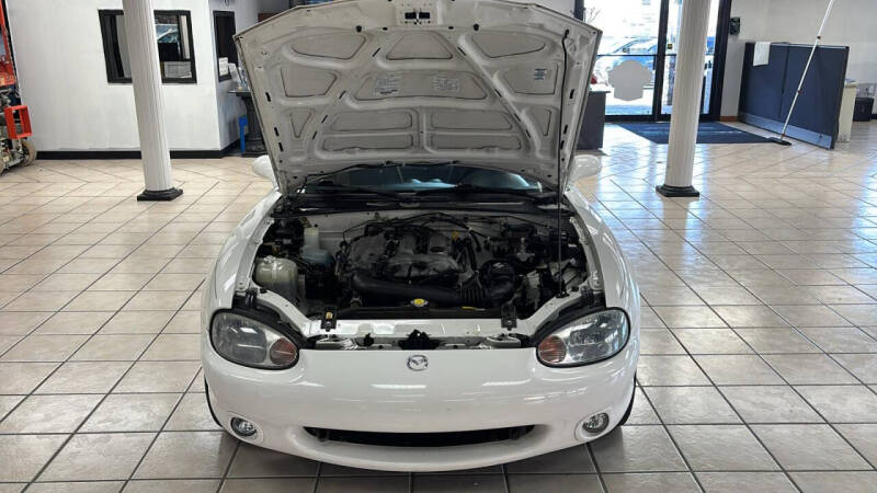 2000 Mazda MX-5 Miata