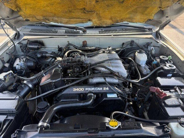 2000 Toyota 4Runner SR5
