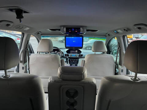 2011 Honda Odyssey EX-L w/DVD