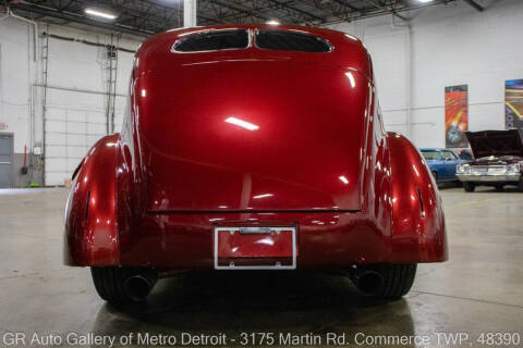 1939 Ford Deluxe