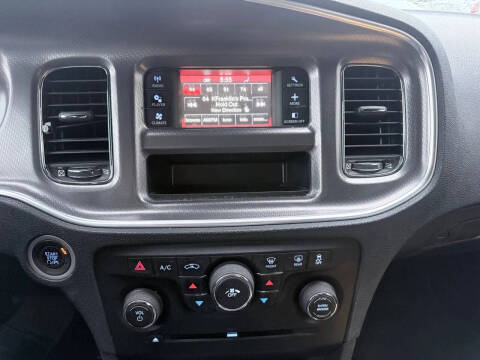 2013 Dodge Charger SE